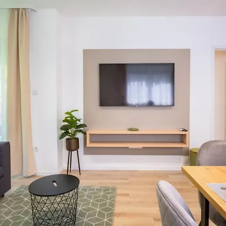 Myflat Batthyany Premium *